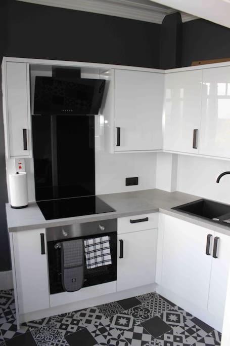 Executive Top Floor 1 Bedroom Apartment Aberdeen Kültér fotó